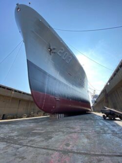 USNS Laramie